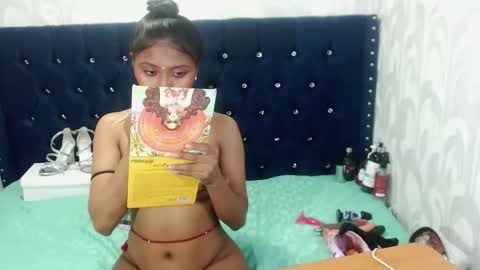 Snapshot of siarawuayuu chatting on March 2, 2025, 2:51 am Siara online show from March 2, 2025, 2:51 am