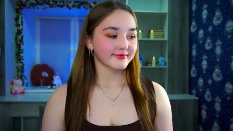 Olivia online show from November 17, 2025, 3:29 pm