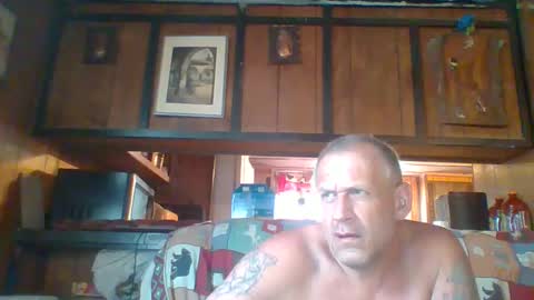 Snapshot of sickone6669947170 chatting on January 12, 2025, 6:05 pm Bill online show from January 12, 2025, 6:05 pm