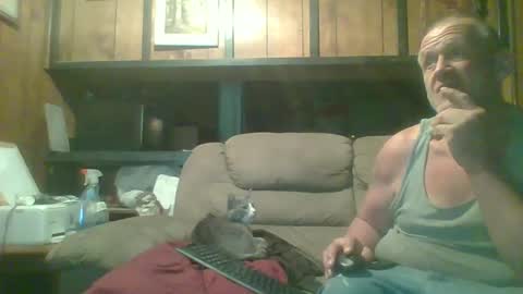 Snapshot of sickone6669947170 chatting on February 9, 2025, 10:31 am Bill online show from February 9, 2025, 10:31 am