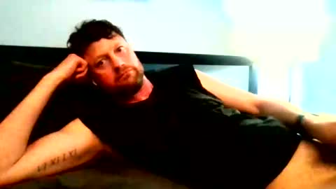 sidepeace9 online show from May 3, 2026, 2:01 pm