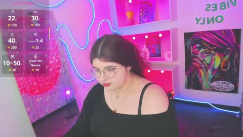 Snapshot of siena_aa chatting on April 28, 2026, 8:58 pm Siena online show from April 28, 2026, 8:58 pm