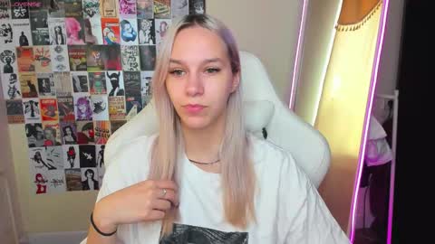 Mary online show from September 9, 2025, 1:05 am