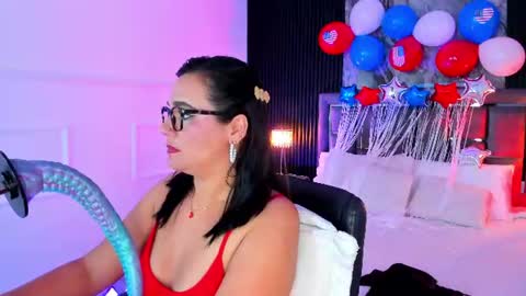 Snapshot of sienarosewood chatting on July 5, 2026, 4:30 am Siena Rosewood online show from July 5, 2026, 4:30 am