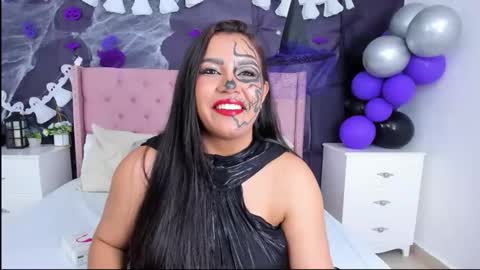 Snapshot of sienawild chatting on November 1, 2025, 6:04 am SienaWild online show from November 1, 2025, 6:04 am