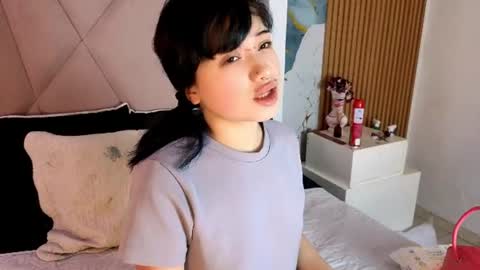 Sienna Desieree online show from June 15, 2026, 1:24 pm