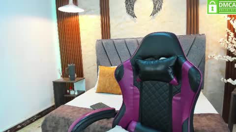 Snapshot of sienna_lu chatting on June 12, 2026, 8:52 pm Sienna online show from June 12, 2026, 8:52 pm
