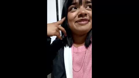 Snapshot of sienna_lux01 chatting on May 23, 2026, 2:28 am sienna_lux01 online show from May 23, 2026, 2:28 am