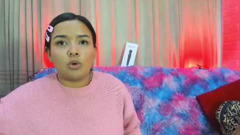sienna_lux01 online show from June 12, 2026, 2:21 am