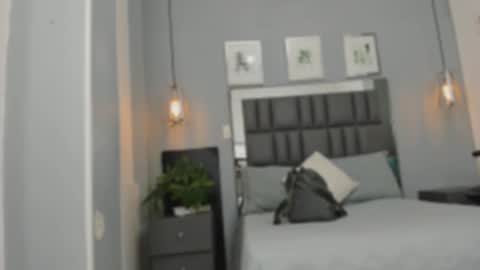 Keira online show from November 9, 2025, 11:30 am