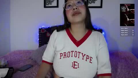 Sienna online show from February 12, 2026, 12:22 pm