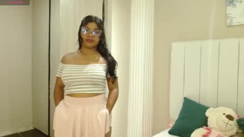 Snapshot of sienna_valexx chatting on October 2, 2025, 1:07 pm Sienna online show from October 2, 2025, 1:07 pm