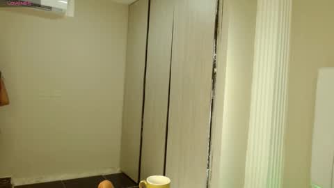 Snapshot of sienna_valexx chatting on October 8, 2025, 12:47 pm Sienna online show from October 8, 2025, 12:47 pm