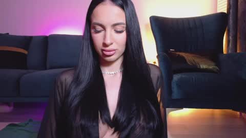 Snapshot of siennastarrr chatting on April 5, 2026, 8:17 pm Sienna online show from April 5, 2026, 8:17 pm