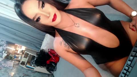 Sierrafina online show from April 29, 2026, 6:06 am