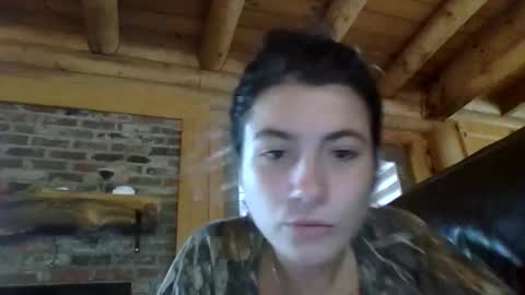 sierranovaa online show from May 7, 2026, 8:03 pm