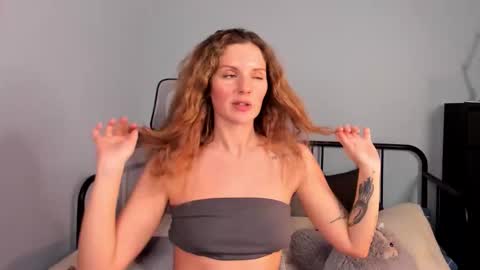 Kira online show from January 31, 2026, 7:11 pm