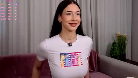 Snapshot of signehinz chatting on February 23, 2026, 10:45 am Eva online show from February 23, 2026, 10:45 am