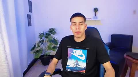 Snapshot of siimon18 chatting on February 3, 2026, 3:28 pm SImon online show from February 3, 2026, 3:28 pm