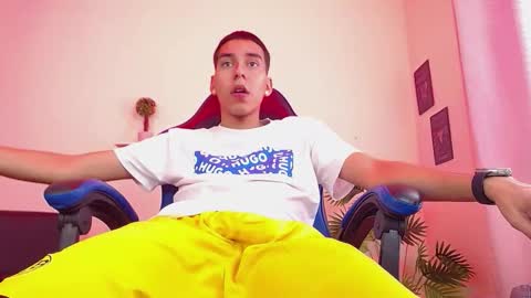 Snapshot of siimon18 chatting on February 5, 2026, 3:16 pm SImon online show from February 5, 2026, 3:16 pm