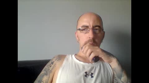 Silent V online show from September 17, 2025, 8:16 am