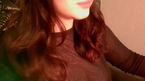 Snapshot of silentmuse_ chatting on December 17, 2025, 9:32 pm muse online show from December 17, 2025, 9:32 pm