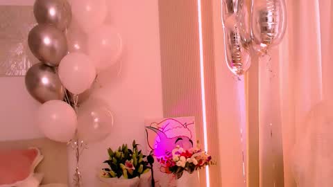 Snapshot of silk_ann chatting on February 25, 2026, 6:12 am silk_ann online show from February 25, 2026, 6:12 am