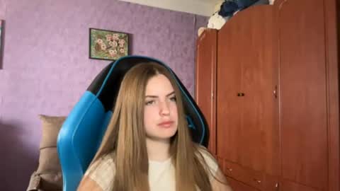 Erica online show from May 25, 2026, 12:22 pm