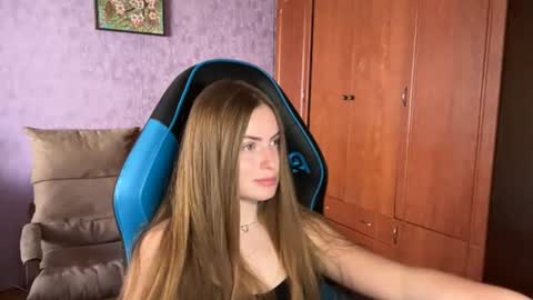 Erica online show from June 22, 2026, 1:41 pm
