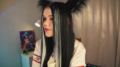 Nixie online show from December 19, 2025, 4:36 pm