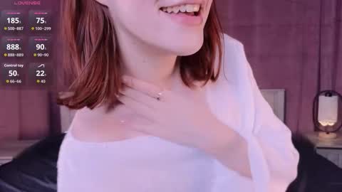 Snapshot of silly___woman chatting on September 27, 2025, 2:33 pm silly___woman online show from September 27, 2025, 2:33 pm