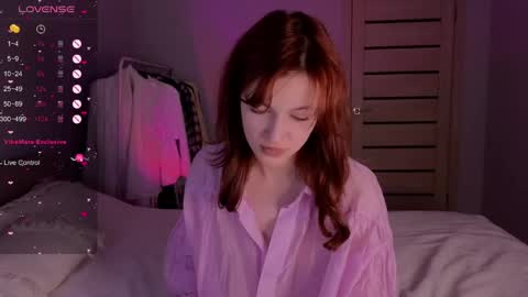 silly___woman online show from May 8, 2026, 7:41 pm