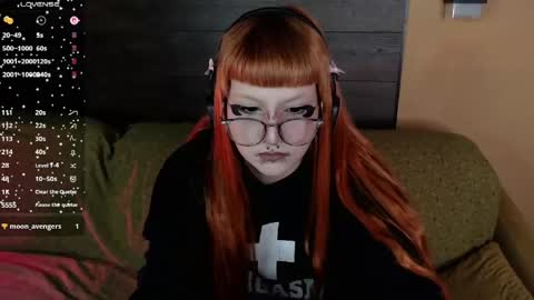 Mia online show from March 22, 2026, 7:39 pm