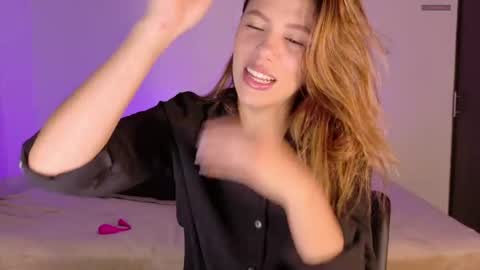 Snapshot of silvana249 chatting on April 19, 2026, 9:52 am silavna249 online show from April 19, 2026, 9:52 am