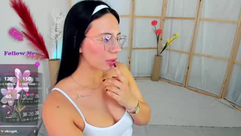 Silvanna online show from September 29, 2025, 5:18 pm