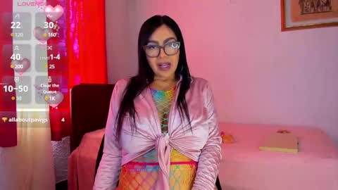 Snapshot of silver__love chatting on December 16, 2024, 5:00 pm Silver online show from December 16, 2024, 5:00 pm