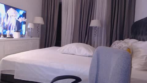 Silver  ok online show from February 17, 2026, 5:30 pm