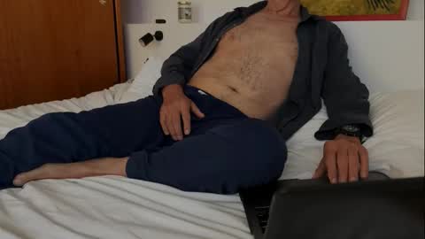 Sir Stephen online show from December 15, 2025, 8:29 am