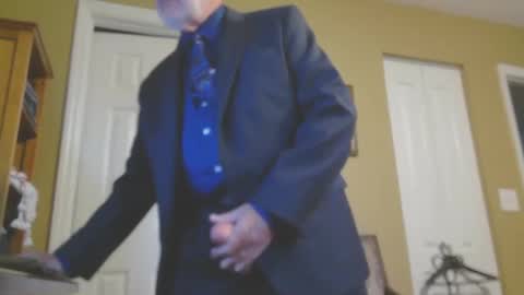 Daddy Bear online show from April 26, 2026, 1:53 pm