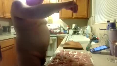 Snapshot of silverdragon70 chatting on October 9, 2025, 1:14 am silverdragon70 online show from October 9, 2025, 1:14 am