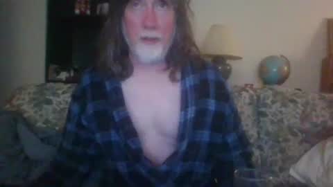 Snapshot of silverfunfox chatting on February 24, 2025, 12:26 pm silverfunfox online show from February 24, 2025, 12:26 pm