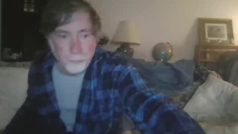 silverfunfox online show from May 4, 2026, 9:49 am