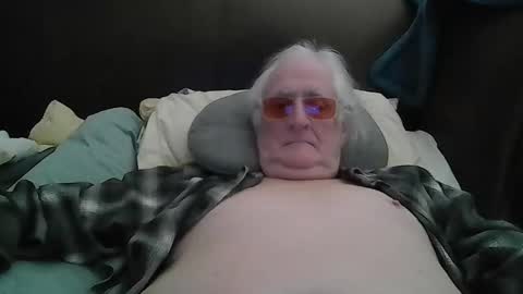 Liam online show from November 12, 2025, 2:45 am