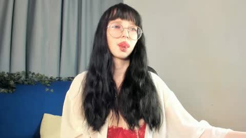 Alice online show from May 3, 2026, 9:10 pm