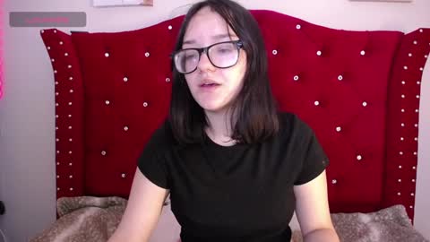silvia_ls online show from December 27, 2024, 1:32 am