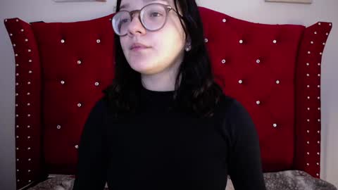 silvia_ls online show from March 4, 2025, 12:39 am
