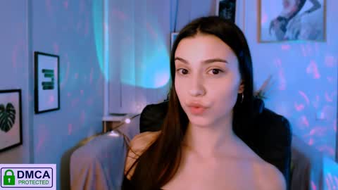 Silvia nude in pvt  online show from December 22, 2024, 11:52 pm