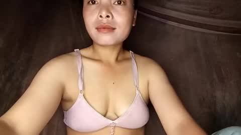 simibae online show from September 13, 2025, 2:22 am