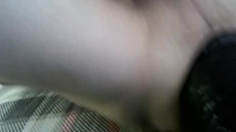 horny bottom hosting online show from April 14, 2026, 6:52 am