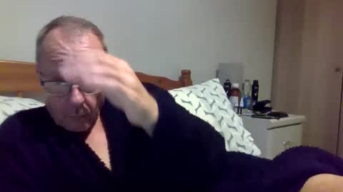 Snapshot of simon56691 chatting on September 18, 2025, 6:32 pm simon56691 online show from September 18, 2025, 6:32 pm